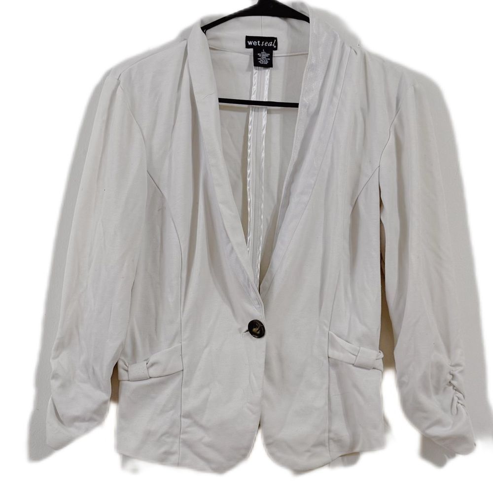 Wet Seal White Blazer with Shawl Lapels and‎ Ruched Sleeves